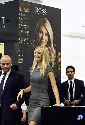 غوينيث بالترو تزور دبي